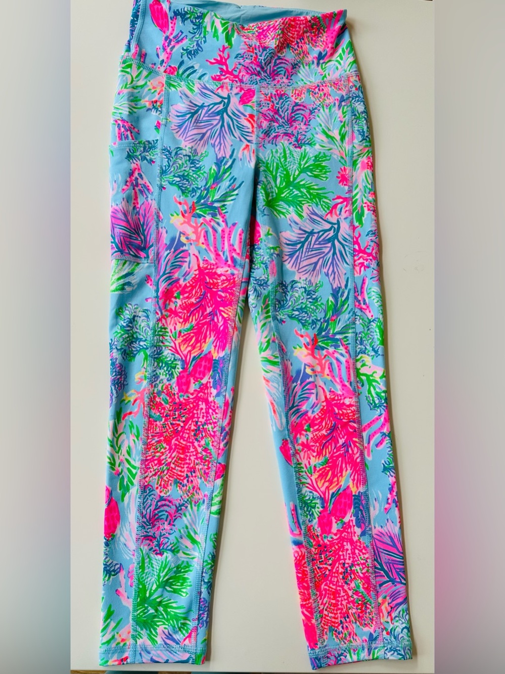 Lilly Pulitzer Luxletic Weekender, xs